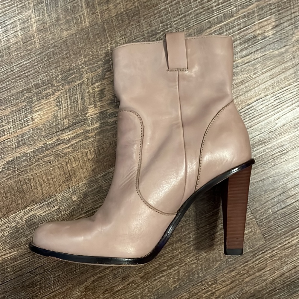 Cole Haan Nike Air-Soft Leather-Wooden Heels Womens Ankle Boots 6B